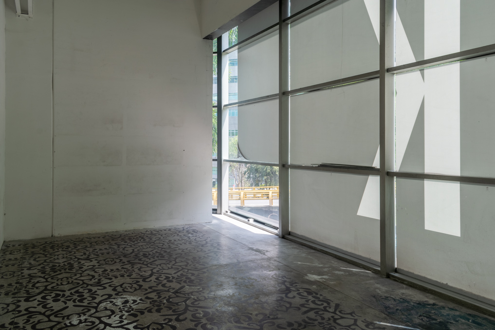 Imagen extraída de https://davivienda-bienes-cms.s3.amazonaws.com/000000001101_CL_29_43_G_10_LC_2145_2151_CC_PREMIUM_PLAZA_LOCAL_2_VITRINA_85c177a01e.jpg