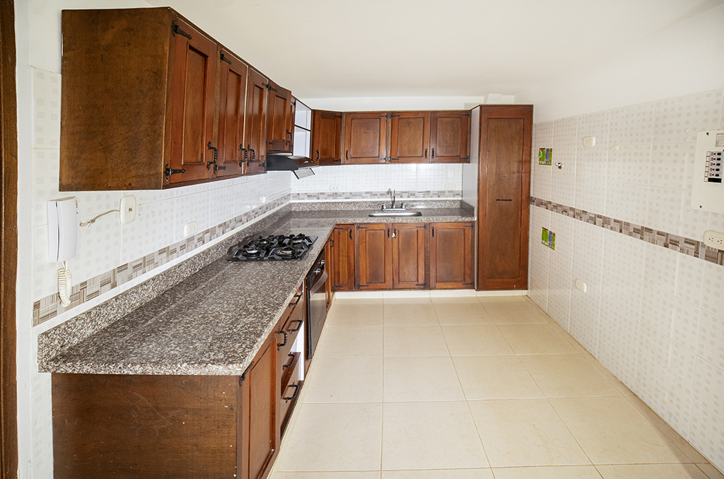 Imagen extraída de https://davivienda-bienes-cms.s3.amazonaws.com/3_Cocina_5b3734185a.jpg