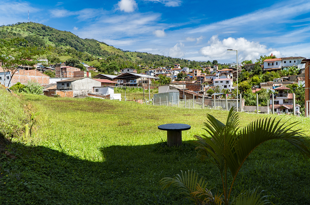 Imagen extraída de https://davivienda-bienes-cms.s3.amazonaws.com/3_Lote_92f836986b.jpg