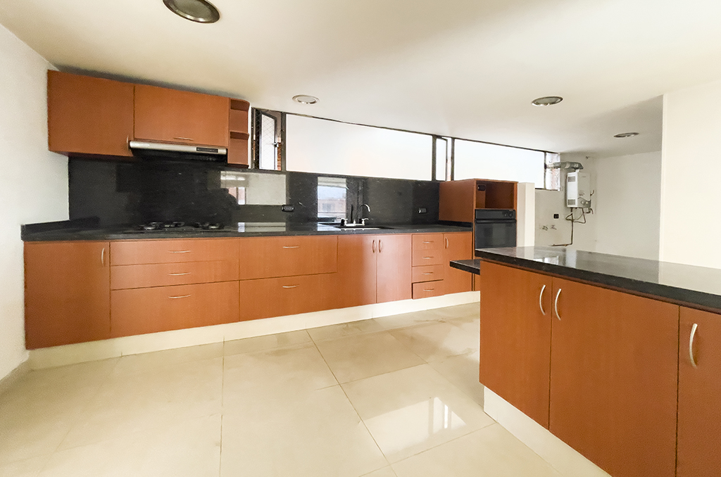 Imagen extraída de https://davivienda-bienes-cms.s3.amazonaws.com/4_Cocina_26d8abd123.jpg