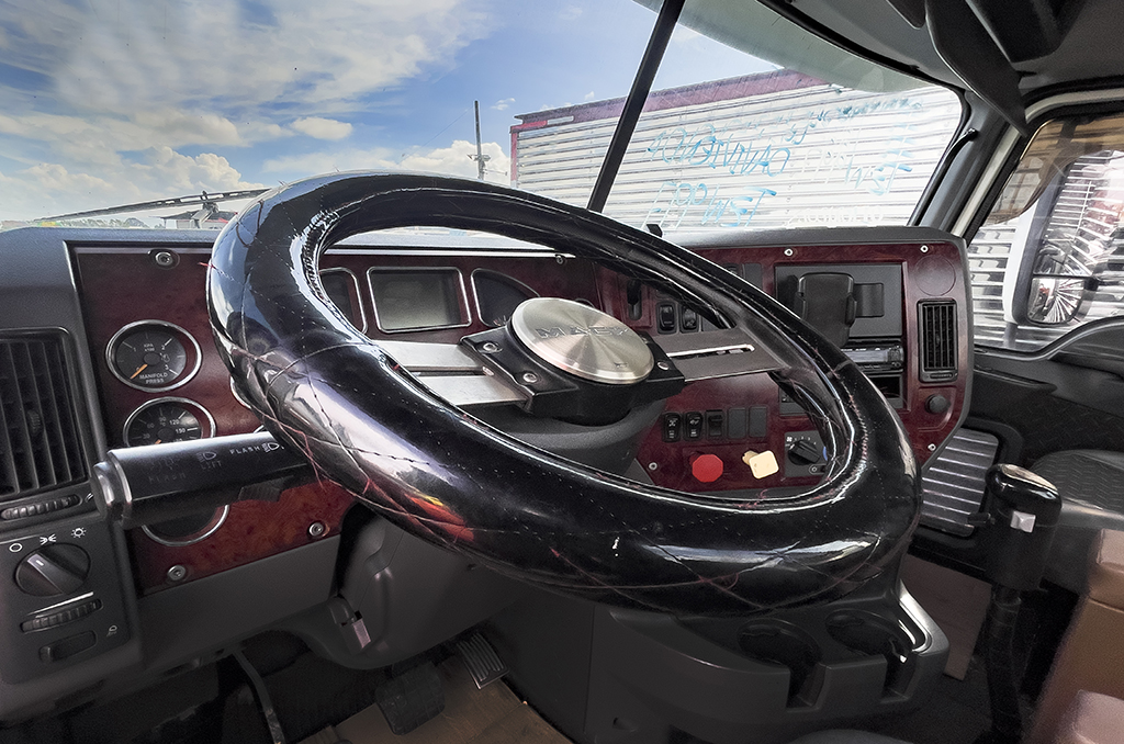 Imagen extraída de https://davivienda-bienes-cms.s3.amazonaws.com/6_Interior_Camion_ff85a5033b.jpg