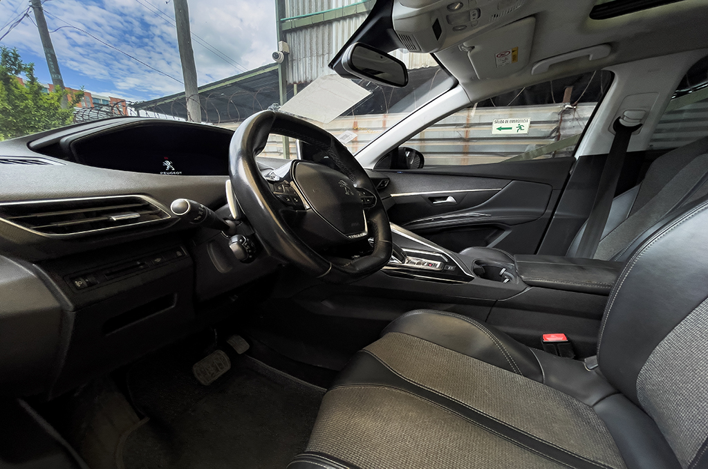 Imagen extraída de https://davivienda-bienes-cms.s3.amazonaws.com/6_Interior_Carro_835b230a5c.jpg