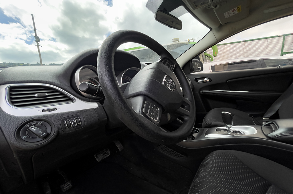 Imagen extraída de https://davivienda-bienes-cms.s3.amazonaws.com/6_Interior_Carro_ef5076ceb3.jpg